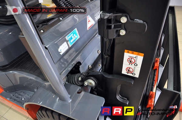 ขายรถโฟล์คลิฟท์มือสอง TOYOTA รุ่น 8FD25-10904 นำเข้าจากประเทศญี่ปุ่น 100\% ไม่เคยใช้งานในไทย