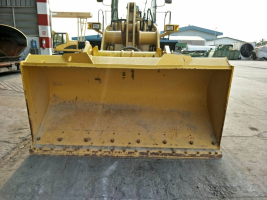 รถตัก Komatsu รุ่นWA200-3Eปี1996 บุ้งกี๋3คิว