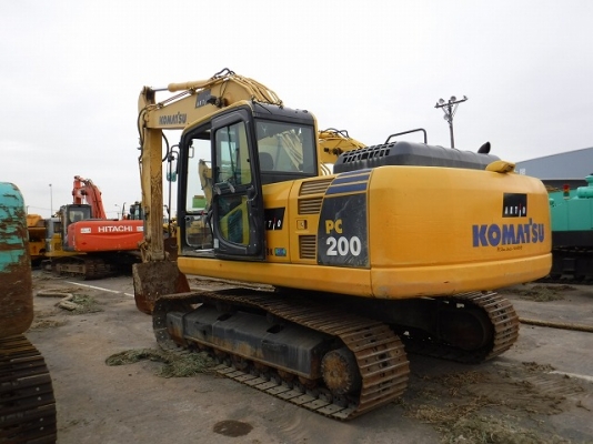 KOMATSU รุ่นPC200-8N1 ปี2007,5,736ชม ถึงไทยเร็วๆนี้คับ