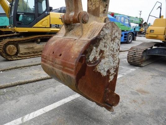 KOMATSU รุ่นPC200-8N1 ปี2007,5,736ชม ถึงไทยเร็วๆนี้คับ