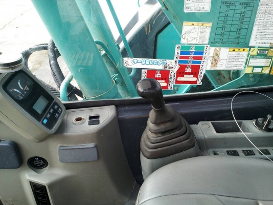 KOBELCO รุ่นSK135SR#YY04 ปี2006,8,923ชม