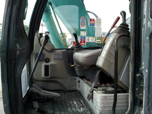 KOBELCO รุ่นSK135SR#YY04 ปี2006,8,923ชม