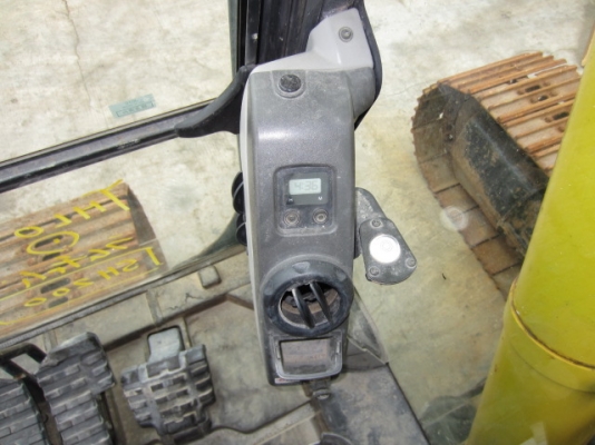 Sumitomo รุ่นSH200-5 ปี2010ใช้งาน 4,533ชั่วโมง