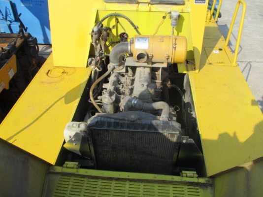 รถบดKAWASAKI รุ่นK20WII ปี2001เครื่องยนต์ISUZU 6BG1