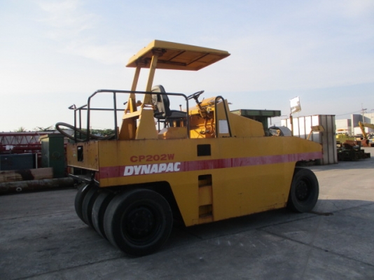 รถบดDYNAPAC รุ่นCP202W ปี1997เครื่องยนต์HINO W06E-H