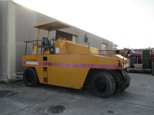 รถบดDYNAPAC รุ่นCP202W ปี1997เครื่องยนต์HINO W06E-H