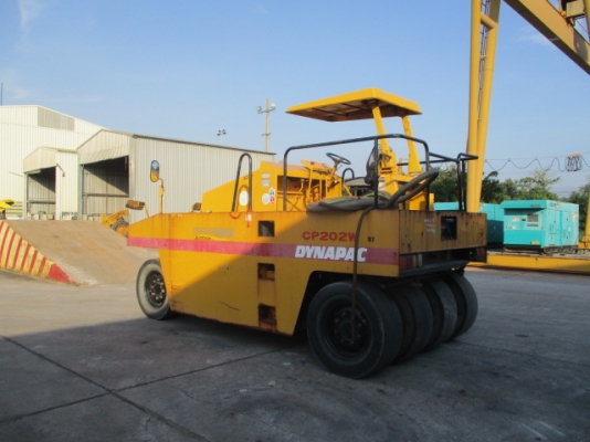 รถบดDYNAPAC รุ่นCP202W ปี1997เครื่องยนต์HINO W06E-H