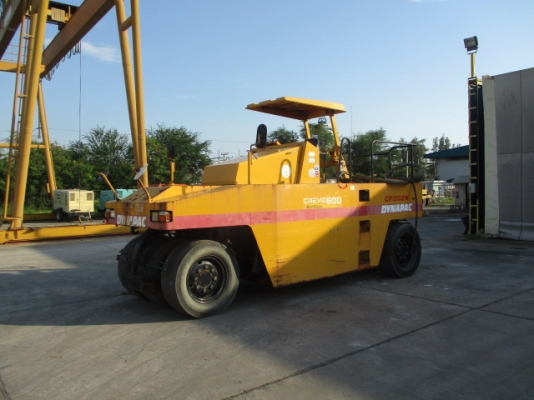 รถบดDYNAPAC รุ่นCP202W ปี1997เครื่องยนต์HINO W06E-H