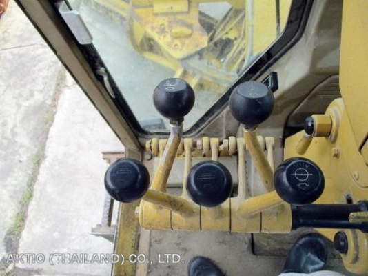 รถเกรดCaterpillar รุ่น140G#72V16047 ปี1993