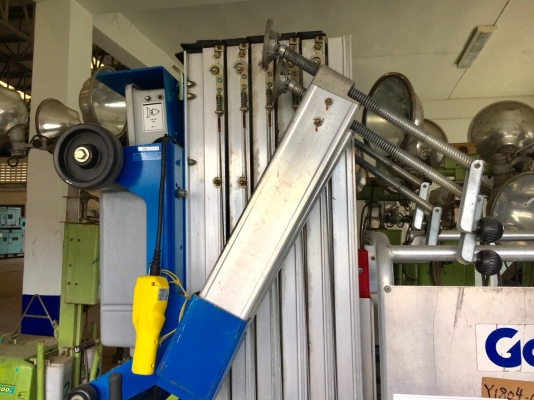 Genie AWP-30S : รถกระเช้า ยกได้ 159kg  สูง 11m นำเข้าจากญี่ปุ่น โทร. 080-6565422 (หนิง)