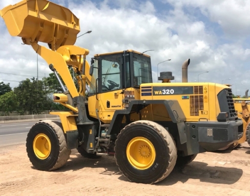 ขายรถตักล้อยาง KOMATSU WA320-6 รถนอกนำเข้าจากญี่ปุ่น สภาพสวยพร้อมใช้งาน มีVDOการทำงานครับ