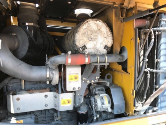 ขายรถตักล้อยาง KOMATSU WA320-6 รถนอกนำเข้าจากญี่ปุ่น สภาพสวยพร้อมใช้งาน มีVDOการทำงานครับ