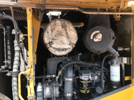 ขายรถตักล้อยาง KOMATSU WA320-6 รถนอกนำเข้าจากญี่ปุ่น สภาพสวยพร้อมใช้งาน มีVDOการทำงานครับ