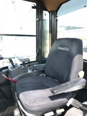 ขายรถตักล้อยาง KOMATSU WA320-6 รถนอกนำเข้าจากญี่ปุ่น สภาพสวยพร้อมใช้งาน มีVDOการทำงานครับ