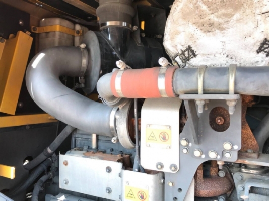 ขายรถตักล้อยาง KOMATSU WA320-6 รถนอกนำเข้าจากญี่ปุ่น สภาพสวยพร้อมใช้งาน มีVDOการทำงานครับ