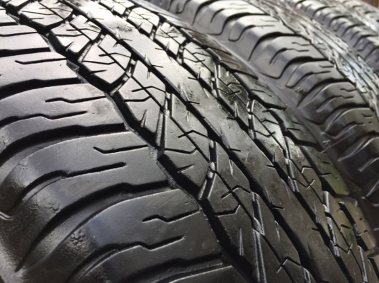 ยาง Dunlop 265 65 17 กลางปี17 ดอกเต็ม เนื้อนิ่มๆ ใช้ยาว ราคาไม่แพง