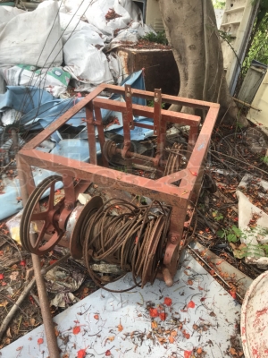 ขายเหมา ลิฟกะป๋อง และ โม่ปูนฉาบ ใช้งานได้ เพียง 9000 บาท ขายเหมา ลิฟกะป๋อง และ โม่ปูนฉาบ ใช้งานได้ เพียง 9000 บาท