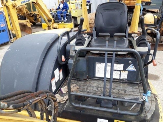 ขายแม็คโครเก่านอก PC40MR-2  โทร 061-4194021 พรภวิษย์