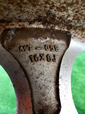 ขายล้อ MICKEY THOMPSON แท้ Classic 2 ขอบ 16 กว้าง 8" ออฟลบ 20 มือสองสวยๆ ขายล้อ MICKEY THOMPSON แท้ Classic 2 ขอบ 16 กว้าง 8" ออฟลบ 20 มือสองสวยๆ