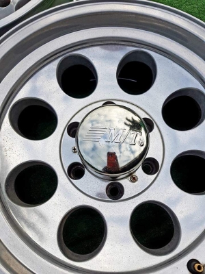 ขายล้อ MICKEY THOMPSON แท้ Classic 2 ขอบ 16 กว้าง 8" ออฟลบ 20 มือสองสวยๆ ขายล้อ MICKEY THOMPSON แท้ Classic 2 ขอบ 16 กว้าง 8" ออฟลบ 20 มือสองสวยๆ