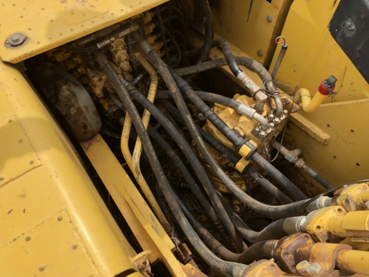 ขายPC200-8.เล่มพร้อม ใช้มา9530h รถเดิมแน่น เอวแน่น