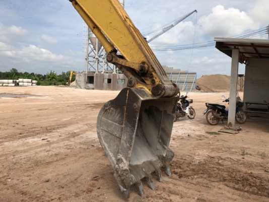 ขายPC200-8.เล่มพร้อม ใช้มา9530h รถเดิมแน่น เอวแน่น