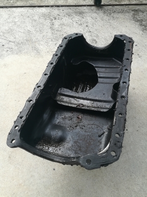 อ่างน้ำมันเครื่อง 4jg2