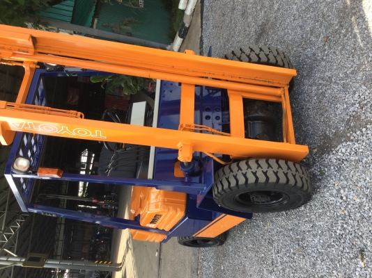 ช โฟรคลิฟท์  ขาย โตโยต้า รุ่น 5 ดีเซล 2.5 ตัน