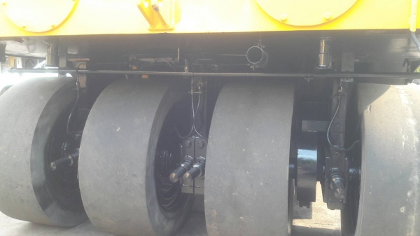 รรถบดล้อยาง7ล้อ WATANABE P15WE รถนอกนำเข้าญี่ปุ่น มีสเปร์น้ำ สเปร์น้ำมัน เอกสารแจ้งจำหน่าย พร้อมใช้งาน รรถบดล้อยาง7ล้อ WATANABE P15WE รถนอกนำเข้าญี่ปุ่น มีสเปร์น้ำ สเปร์น้ำมัน เอกสารแจ้งจำหน่าย พร้อมใช้งาน