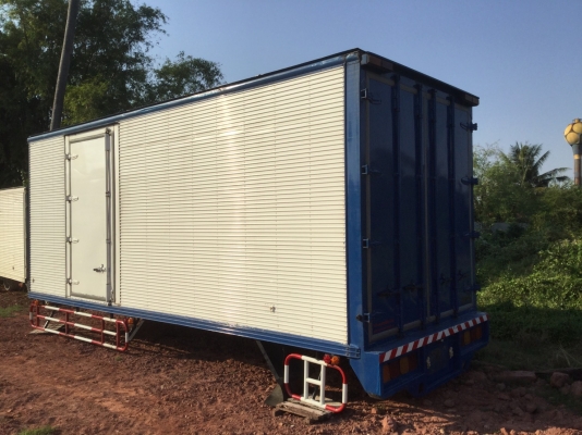 ตู้10 ล้อ 3บาน สวยๆยาว 6.5 เมตรกว้าง2.5ม สูง2.5ม ครัทชีกว้าง 87 ซ.ม สวยพร้อมใช้งาน ศุภากร 081-1903107,089-5367218 ตู้10 ล้อ 3บาน สวยๆยาว 6.5 เมตรกว้าง2.5ม สูง2.5ม ครัทชีกว้าง 87 ซ.ม สวยพร้อมใช้งาน ศุภากร 081-1903107,089-5367218