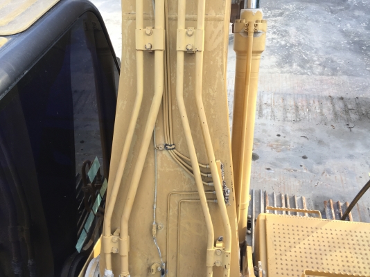 ขายด่วนCAT-320Cรถใช้ได้งานปกติ