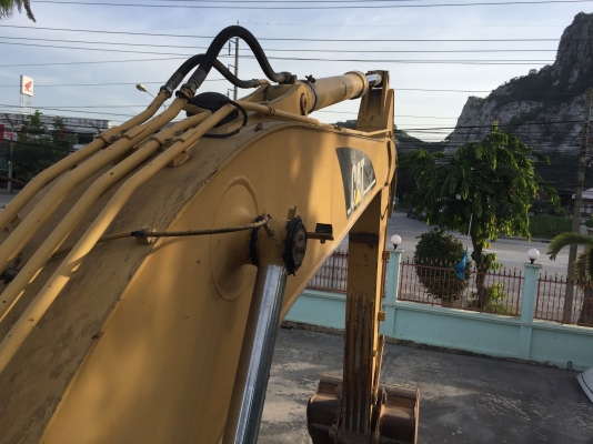 ขายด่วนCAT-320Cรถใช้ได้งานปกติ