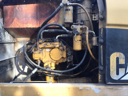 ขายด่วนCAT-320Cรถใช้ได้งานปกติ