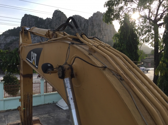 ขายด่วนCAT-320Cรถใช้ได้งานปกติ