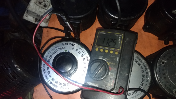 หม้อแปลงปรับแรงดันแบบแกนหมุน