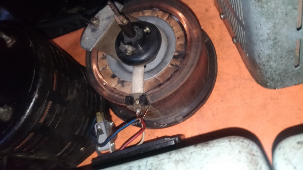 หม้อแปลงปรับแรงดันแบบแกนหมุน