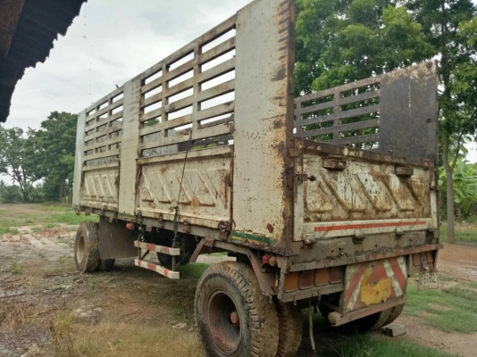 ขายลูกพ่วงสองเพลาไม่ดั้มพ์สามมิตร ปี 50 ยาว 6.50เมตร สภาพสวยพร้อมใช้ เอกสารพร้อมโอน 089-7020483