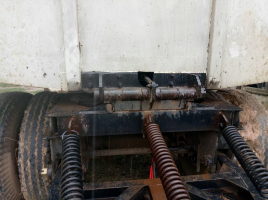 ขายลูกพ่วงสองเพลาไม่ดั้มพ์สามมิตร ปี 50 ยาว 6.50เมตร สภาพสวยพร้อมใช้ เอกสารพร้อมโอน 089-7020483