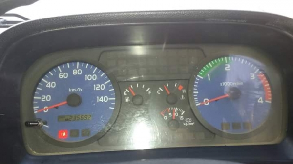 ขายรถที่บ้านด่วนสวยพร้อมใช้เมก้า150แรง รถออกห้างแท้มือเดียวสวยกิ๊บทั้งภายในและนอก ขายรถที่บ้านด่วนสวยพร้อมใช้เมก้า150แรง รถออกห้างแท้มือเดียวสวยกิ๊บทั้งภายในและนอก