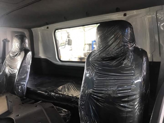 หัวรถยี่ห้อ ISUZU รุ่น 240/300