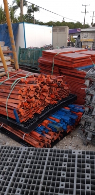 แร็คมีแผ่นรองพร้อมมี8ตันกว่าโลละ20