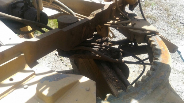 รถเกรด CAT 140.G 72 V 11142 รถสภาพสวยพร้อมใช้ราคา1,900,000 ต่อรอง