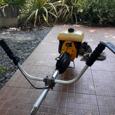 เครื่องตัดหญ้าสะพายRobin nbs261 เครื่องตัดหญ้าสะพายRobin nbs261