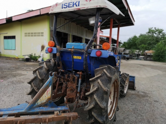 ขายจ้า เอซากิ อุปกรณ์ 2 ชิ้น ใบดันหน้า ผาน 5 ราคา 190000 พร้อมจัดส่ง สนใจติดต่อสอบถามรายละเอียด0906910337 ร้านส.เจริญแทรกเตอร์พิษณุโลกคะ