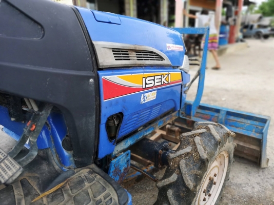 ขายจ้า เอซากิ อุปกรณ์ 2 ชิ้น ใบดันหน้า ผาน 5 ราคา 190000 พร้อมจัดส่ง สนใจติดต่อสอบถามรายละเอียด0906910337 ร้านส.เจริญแทรกเตอร์พิษณุโลกคะ