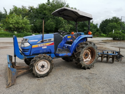 ขายจ้า เอซากิ อุปกรณ์ 2 ชิ้น ใบดันหน้า ผาน 5 ราคา 190000 พร้อมจัดส่ง สนใจติดต่อสอบถามรายละเอียด0906910337 ร้านส.เจริญแทรกเตอร์พิษณุโลกคะ