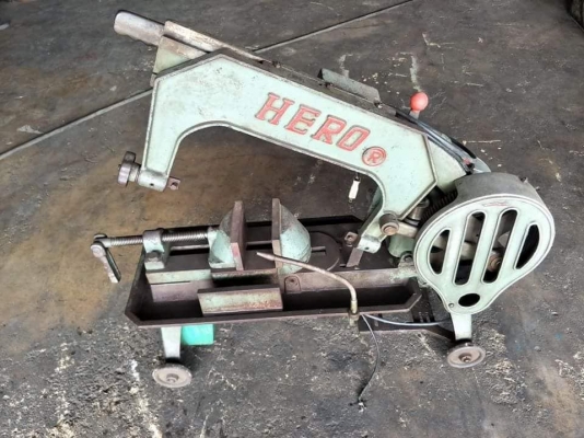 ขายครับขาย เครื่องเลื่อยชัก hero รุ่นแรก ขนาด 14" สภาพสวยครบทุกอย่าง ไม่รวมมอเตอร์ 6500 บาท 0814583376 ขายเครื่องกลึง มิลลิ่ง เอก ปทุม