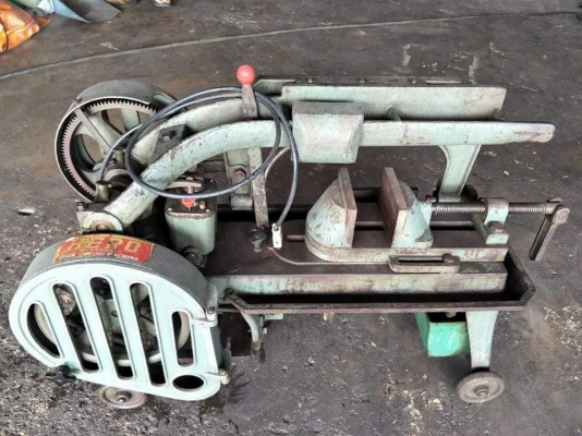 ขายครับขาย เครื่องเลื่อยชัก hero รุ่นแรก ขนาด 14" สภาพสวยครบทุกอย่าง ไม่รวมมอเตอร์ 6500 บาท 0814583376 ขายเครื่องกลึง มิลลิ่ง เอก ปทุม