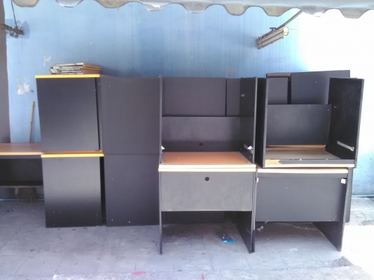 ประกาศขายเหมาโต๊ะตั้งคอมพิวเตอร์มือ2 สภาพดี ราคาถูก