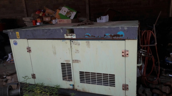 ขายปั้มลมใหญ่ เก่านอก  พร้อมใช้งาน